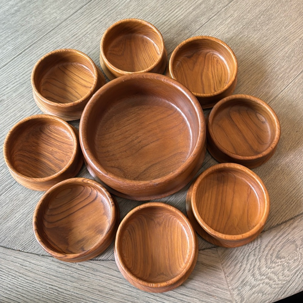 Genuine teak wood from Thailand salad bowl with eight serving bowls